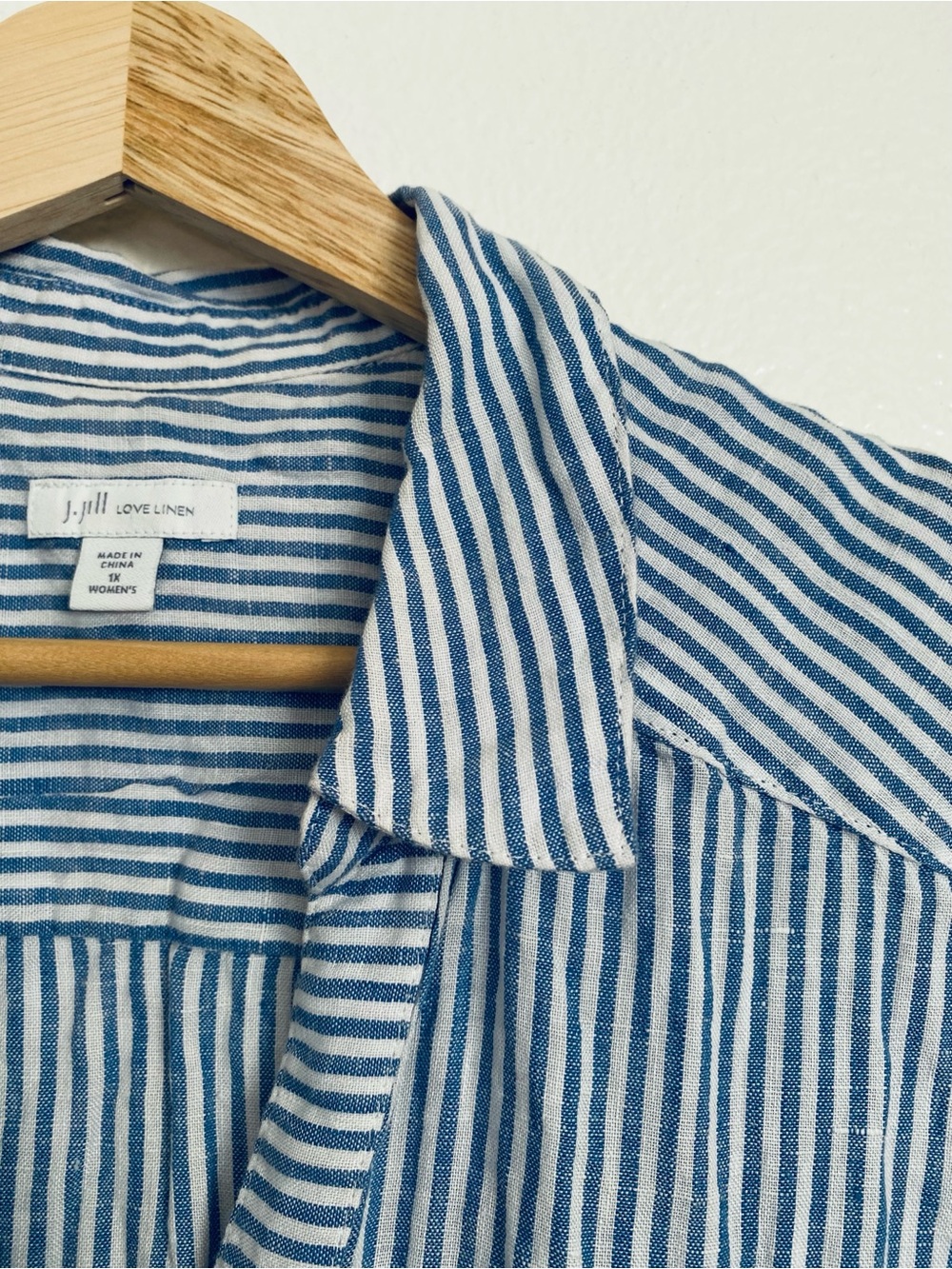J. Jill Blue White Striped Linen Sleeveless Button Front Top Size 1X - Picture 11 of 13